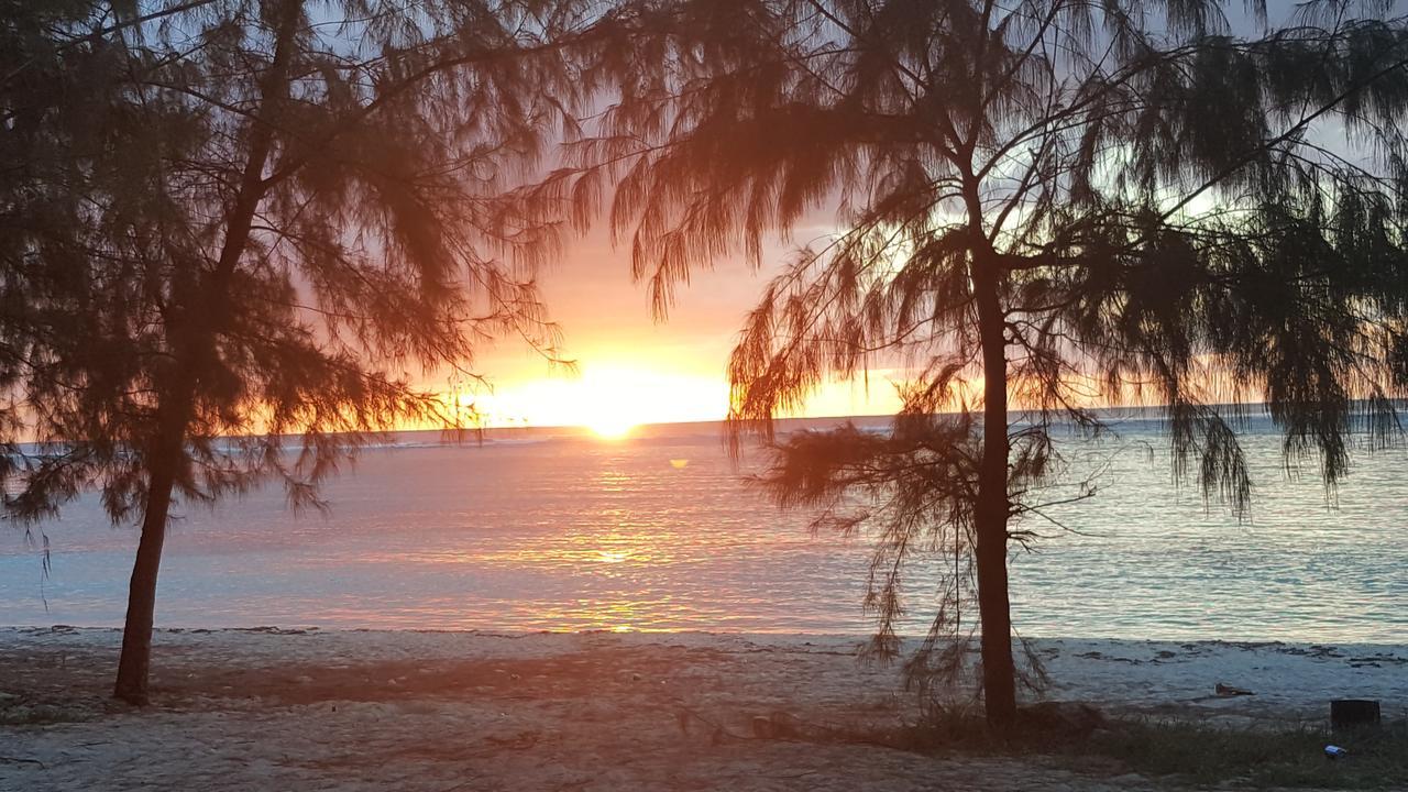 Saipan Beach Hotel Exterior photo